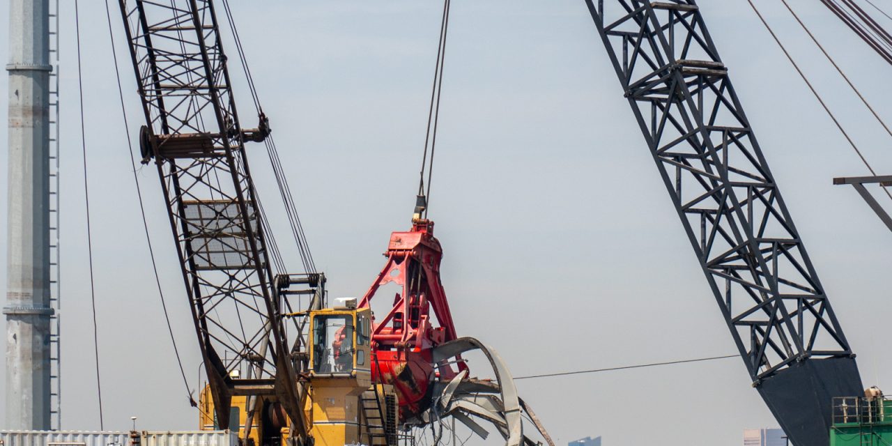 More than 1,000 small businesses seek aid amid Baltimore Port closure