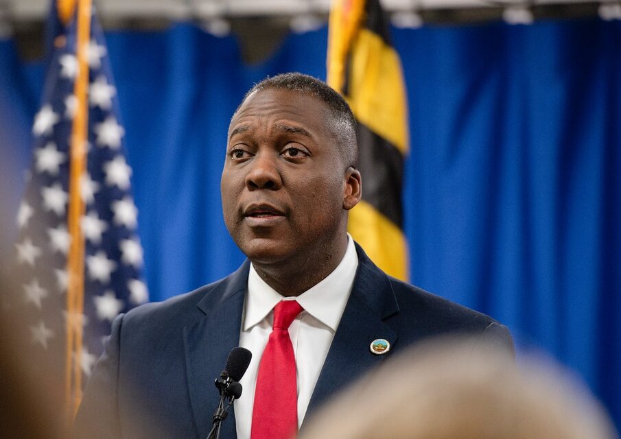 Federal workers react strongly to resignation offer; here are quotes from 28 of them