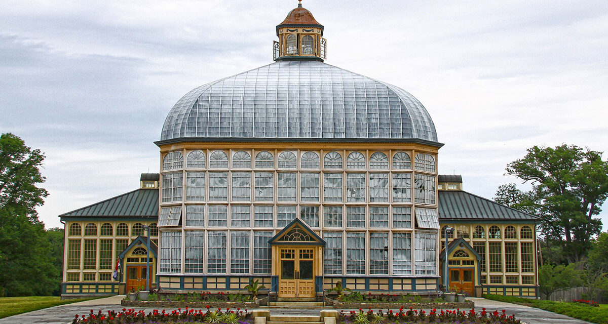 State Roundup: ICE ‘holding cells’ confine detainees for days; embattled Juvenile Services names new school chief