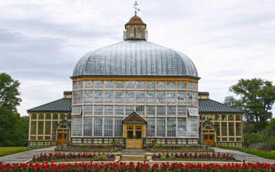 State Roundup: ICE ‘holding cells’ confine detainees for days; embattled Juvenile Services names new school chief