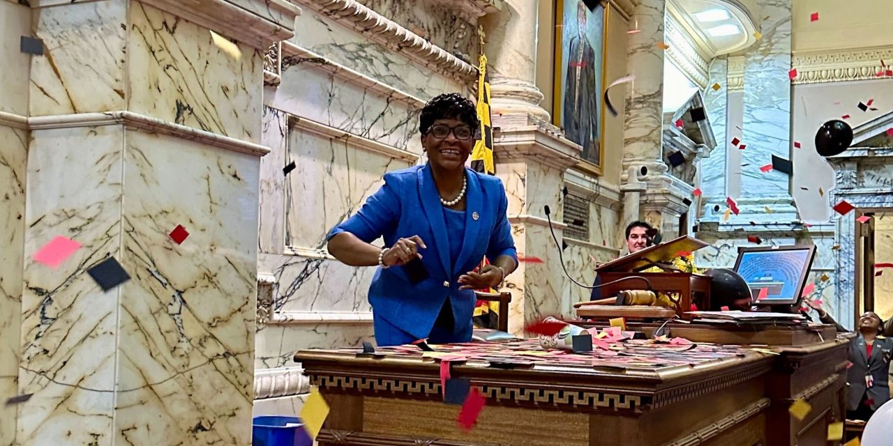 Lawmakers cast key votes in final hours of session