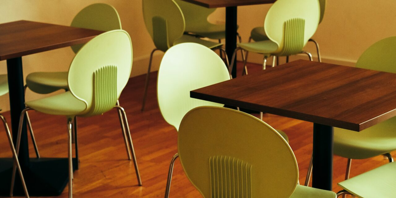 Industrial Elegance: How Metal Table Bases Are Shaping  Modern Interiors